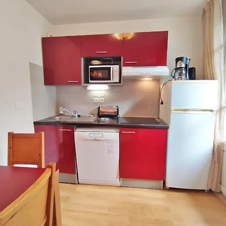 Apartament Le Coudon, T2, Centre Luchon, Wifi, Casier A Skis, Ascenseur, 5 Personnes *